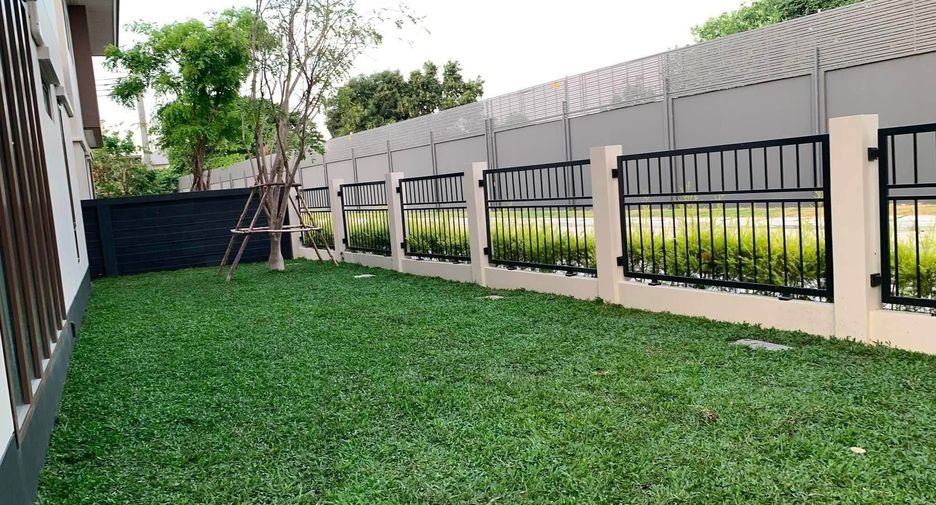 For rent 4 ベッドルーム house in Bang Kapi, Bangkok