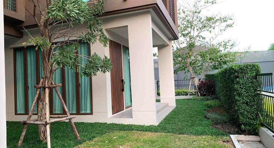 For rent 4 ベッドルーム house in Bang Kapi, Bangkok