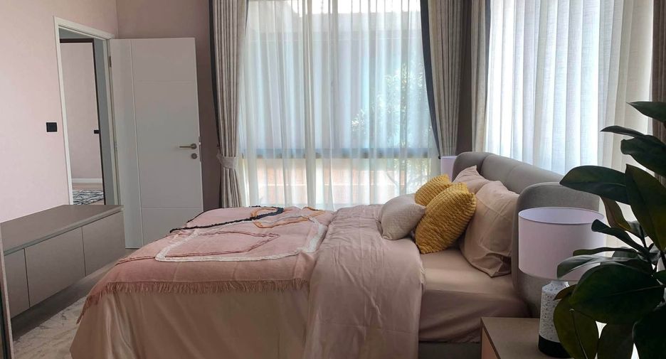 For rent 4 ベッドルーム house in Bang Kapi, Bangkok