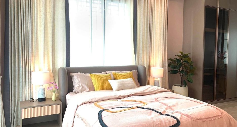 For rent 4 ベッドルーム house in Bang Kapi, Bangkok