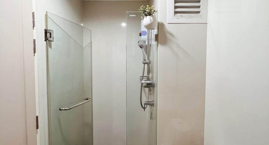 For rent 2 ベッドルーム condo in Din Daeng, Bangkok