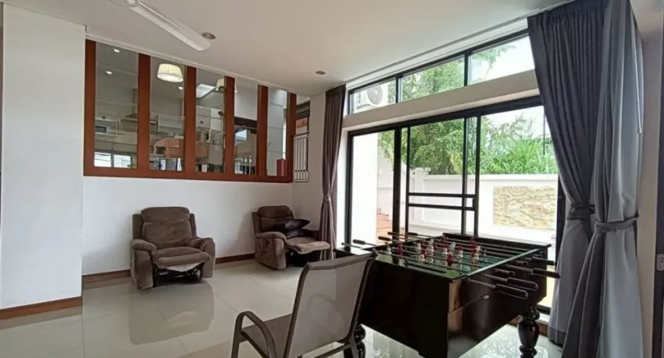 Casa en venta y en alquiler de 3 habitaciones en Na Jomtien, Pattaya