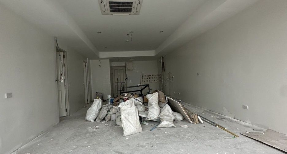 À vendre 2 chambres condo à Sathon, Bangkok