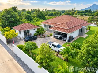 For sale 5 bedrooms villa in Pran Buri, Prachuap Khiri Khan