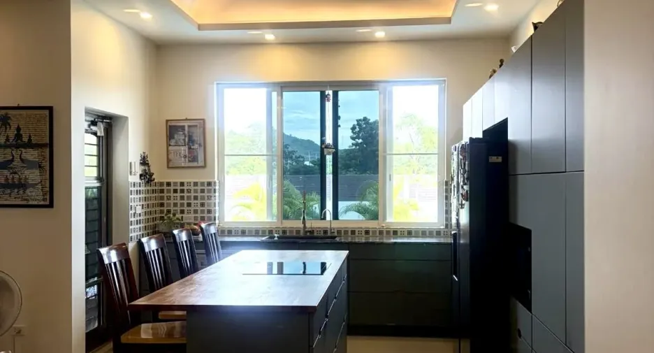 For sale 5 bedrooms villa in Pran Buri, Prachuap Khiri Khan