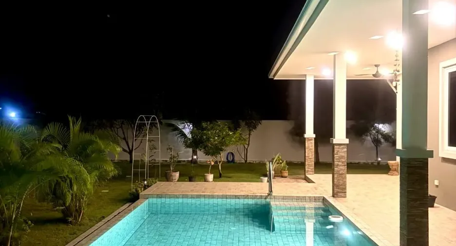 For sale 5 bedrooms villa in Pran Buri, Prachuap Khiri Khan