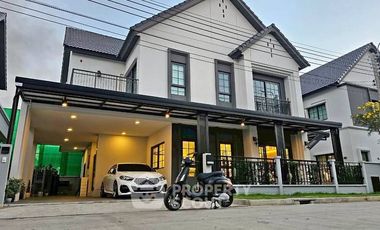 Casa en alquiler y en venta de 4 habitaciones en Bang Phli, Samut Prakan