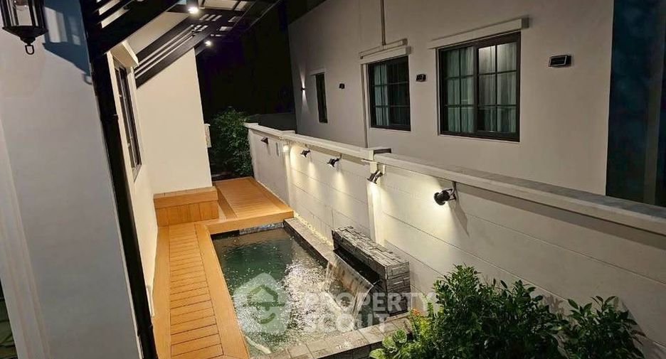 Casa en alquiler y en venta de 4 habitaciones en Bang Phli, Samut Prakan