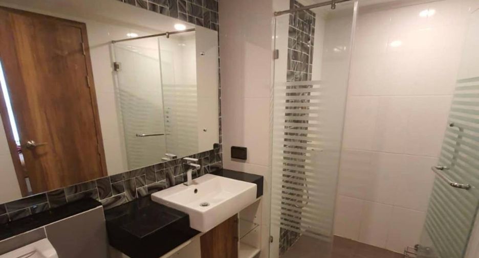 For rent 2 bedrooms condo in Jomtien, Pattaya