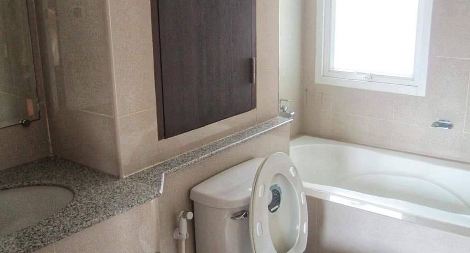 Wohnung zur Miete mit 3 Zimmer in Sathon, Bangkok