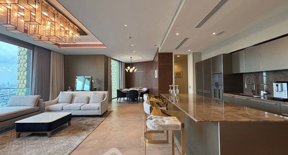 For sale 3 ベッドルーム condo in Khlong San, Bangkok