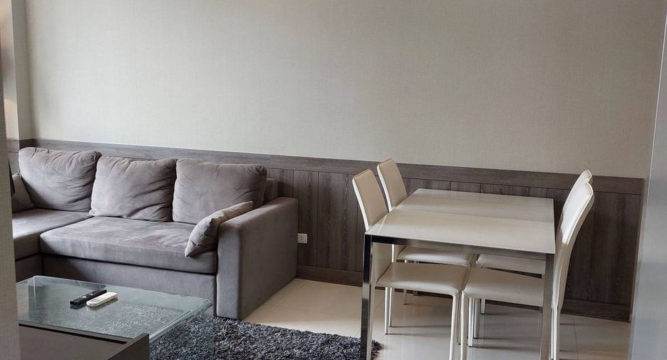 Condo en alquiler de 2 habitaciones en Khlong Toei, Bangkok