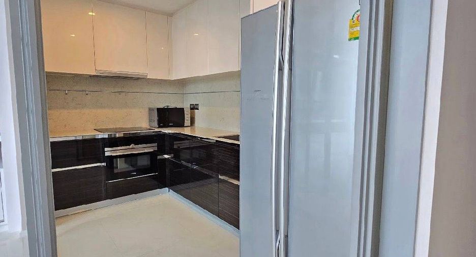 Wohnung zur Miete mit 2 Zimmer in Sathon, Bangkok
