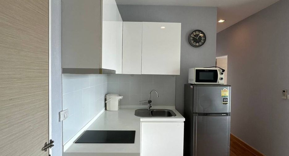 For rent 2 bedrooms condo in Bang Na, Bangkok