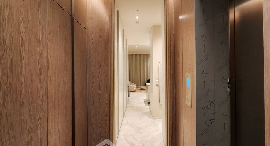 For sale 1 bed condo in Pathum Wan, Bangkok