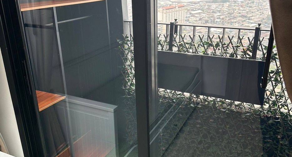 Wohnung zum Kauf mit 2 Zimmer in Sathon, Bangkok