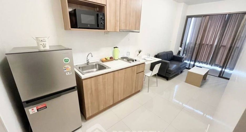 À vendre 1 chambre condo à Bang Na, Bangkok