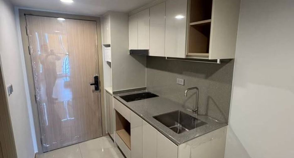 For sale 1 Beds condo in Bang Rak, Bangkok