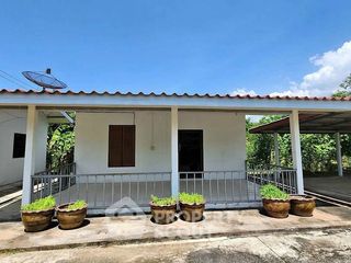 出售 7 卧室 独立屋 在 Ko Chan, Chon Buri