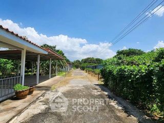 出售 7 卧室 独立屋 在 Ko Chan, Chon Buri