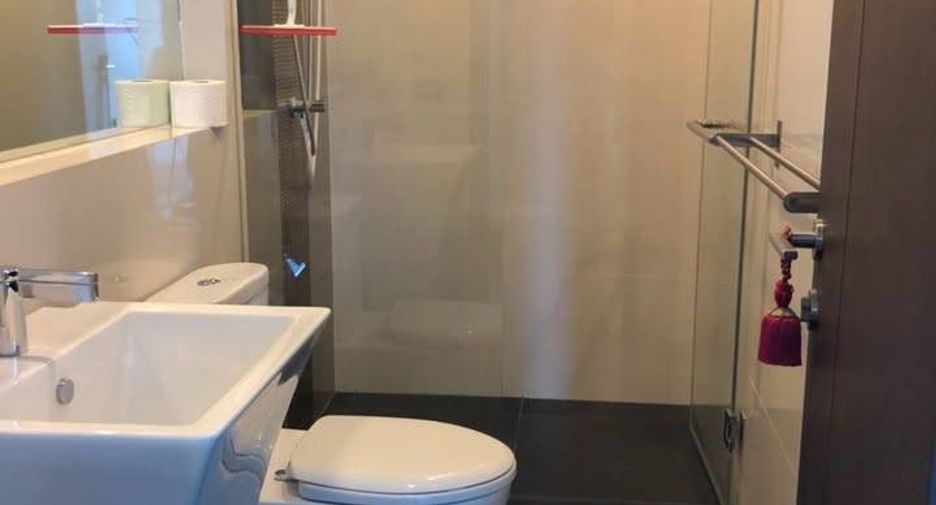 Wohnung zum Kauf mit 2 Zimmer in Sathon, Bangkok