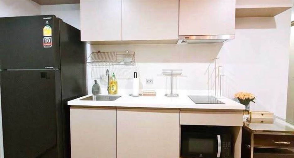 For sale 2 ベッドルーム condo in Chatuchak, Bangkok