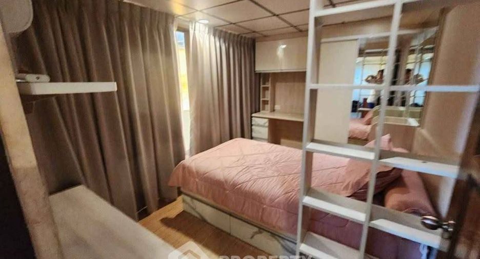 For sale 2 bedrooms condo in Wang Thonglang, Bangkok