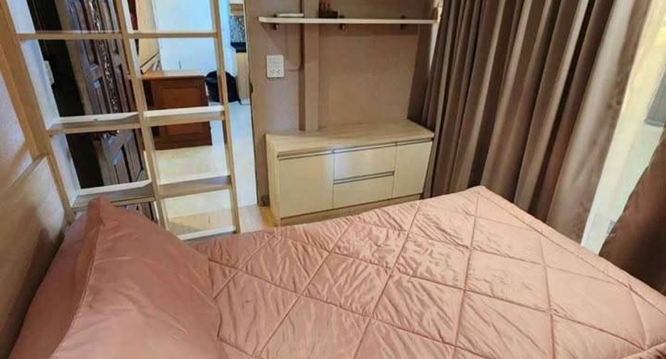 For sale 2 bedrooms condo in Wang Thonglang, Bangkok