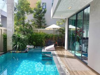 Villa zur Miete und zum Kauf mit 4 Zimmer in Bang Lamung, Chonburi