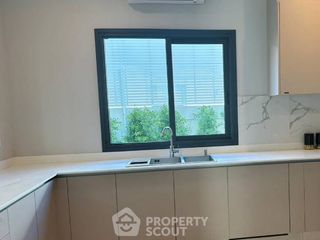 Villa zum Kauf mit 4 Zimmer in Bang Lamung, Chonburi
