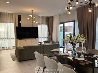 Villa zum Kauf mit 4 Zimmer in Bang Lamung, Chonburi