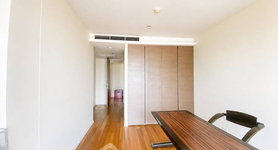 Condo en venta de 5 habitaciones en Sathon, Bangkok