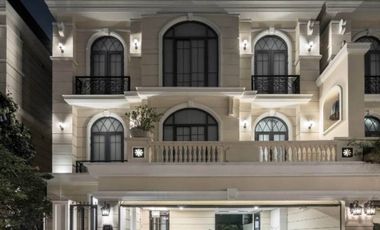 Reihenhaus zur Miete und zum Kauf mit 4 Zimmer in Watthana, Bangkok