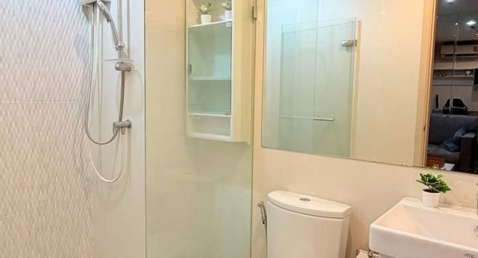 À vendre 1 chambre condo à Bang Phlat, Bangkok