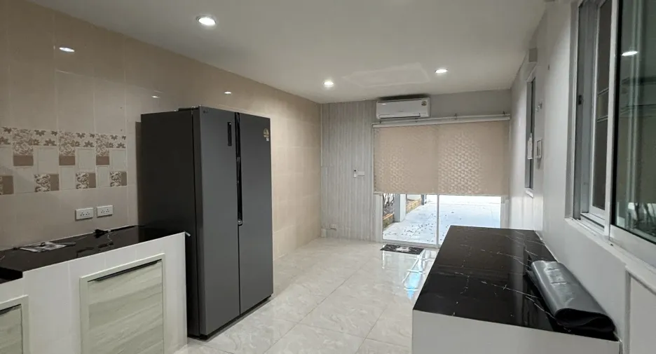 For rent 4 bedrooms house in Mueang Phuket, Phuket