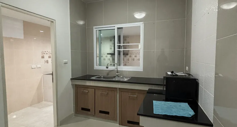 For rent 4 bedrooms house in Mueang Phuket, Phuket