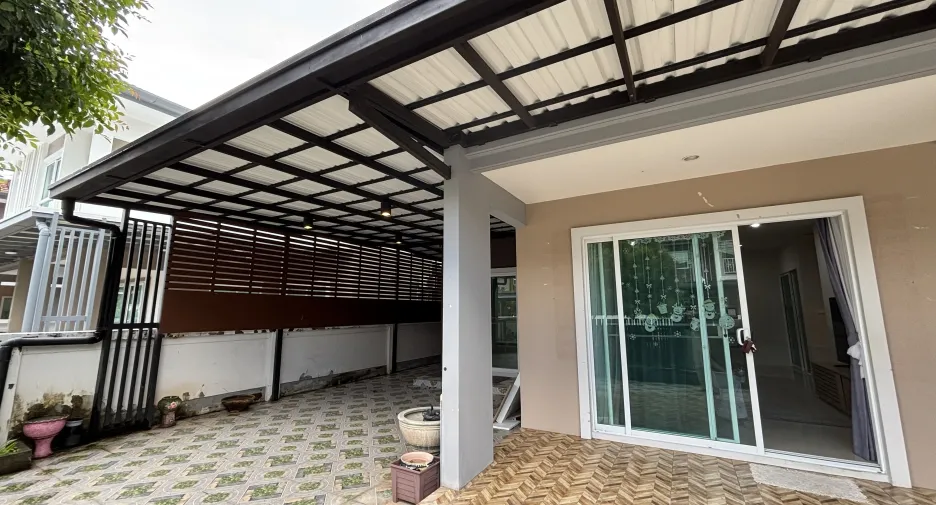 For rent 4 bedrooms house in Mueang Phuket, Phuket