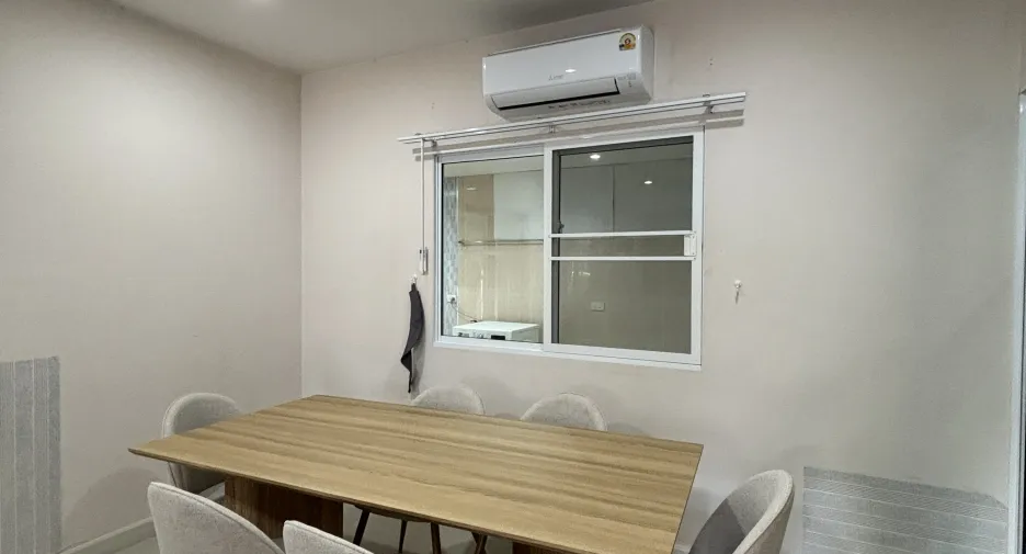 For rent 4 bedrooms house in Mueang Phuket, Phuket