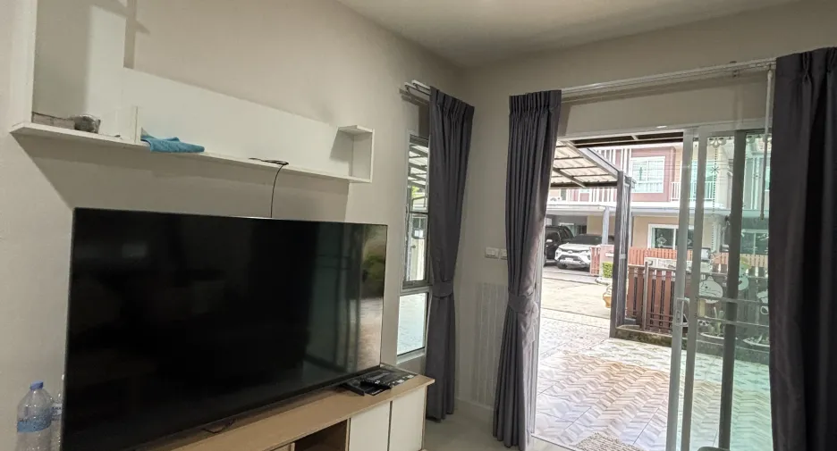 For rent 4 bedrooms house in Mueang Phuket, Phuket
