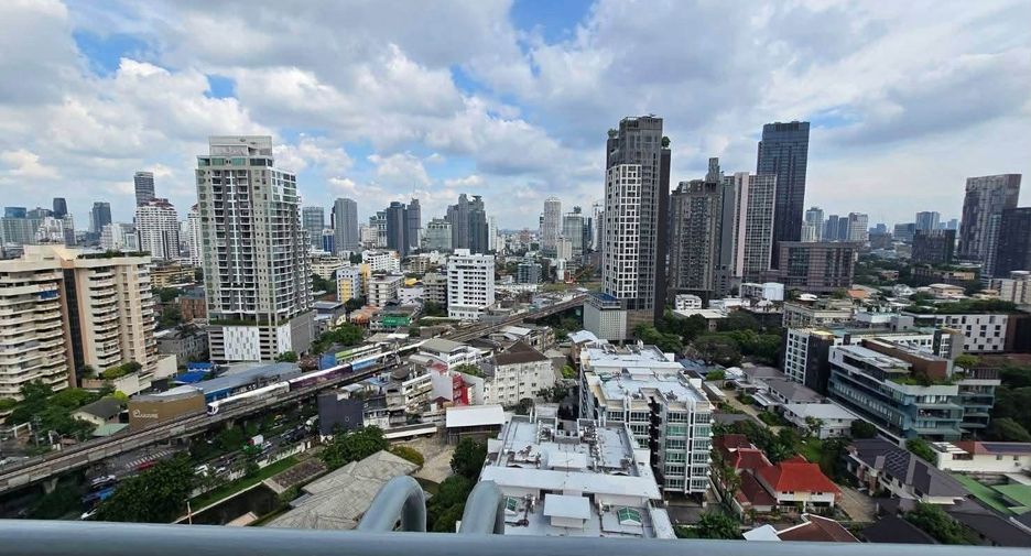 For rent 1 bed condo in Khlong Toei, Bangkok