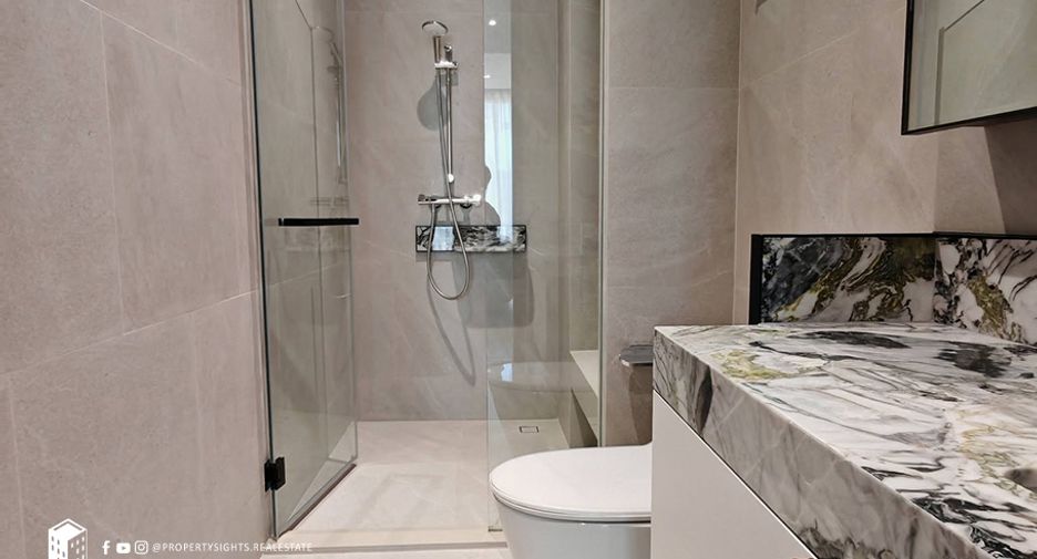 Condo en alquiler de 2 habitaciones en Sathon, Bangkok
