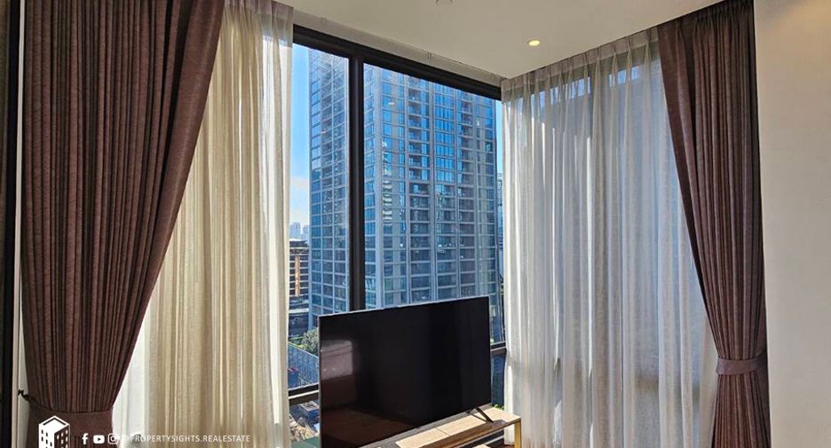 For rent 2 bedrooms condo in Pathum Wan, Bangkok