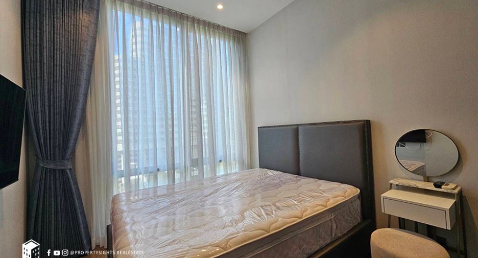 For rent 2 bedrooms condo in Pathum Wan, Bangkok