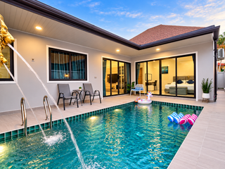 Villa zur Miete mit 2 Zimmer in Mueang Phuket, Phuket