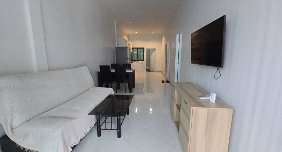 For rent 2 bedrooms townhouse in Bang Lamung, Chonburi