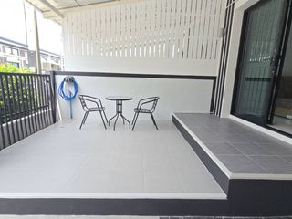 For rent 2 bedrooms townhouse in Bang Lamung, Chonburi