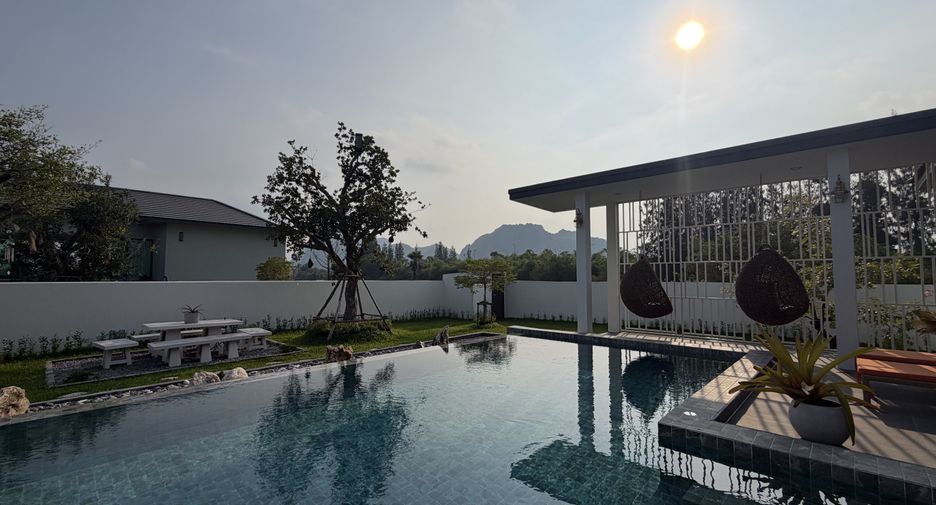 Villa en venta de 5 habitaciones en Cha Am, Phetchaburi