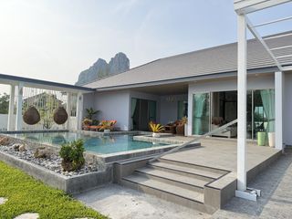 Villa en venta de 5 habitaciones en Cha Am, Phetchaburi