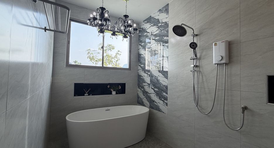 Villa en venta de 5 habitaciones en Cha Am, Phetchaburi