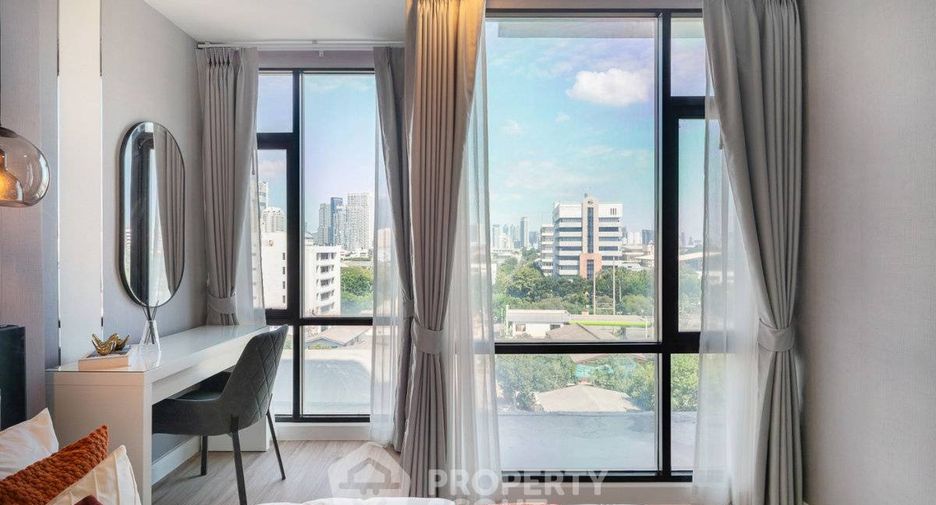 For sale 1 Beds condo in Sathon, Bangkok